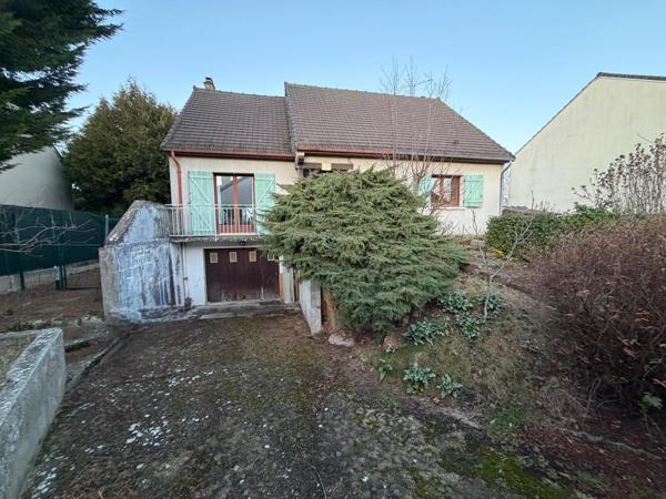 Maison à VILLIERS-SUR-ORGE, 91700 - 10 pièces 190m²