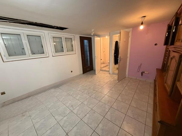 Maison à VILLIERS-SUR-ORGE, 91700 - 10 pièces 190m²