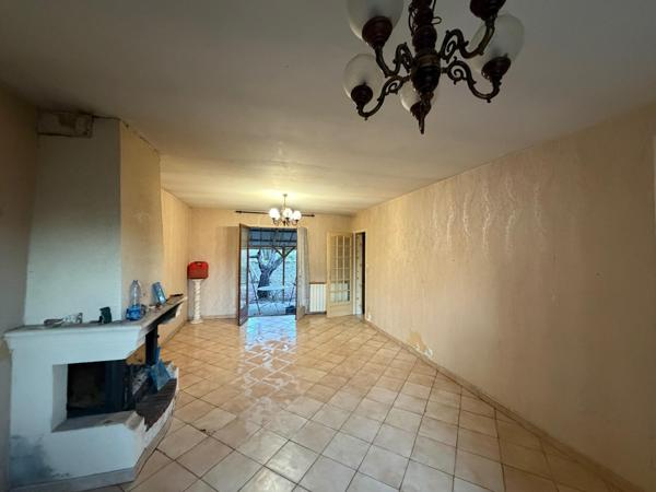 Maison à VILLIERS-SUR-ORGE, 91700 - 10 pièces 190m²