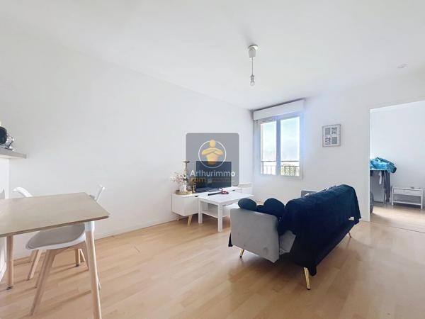 Location                                                      Appartement
                        
                     2 pièces                      38 m2                     à Limeil-Brévannes