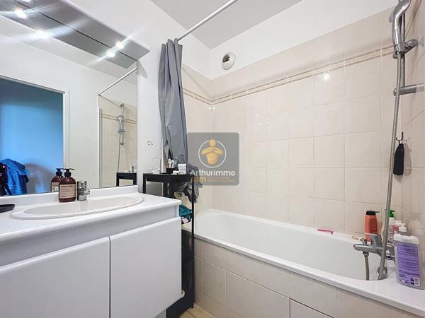 Location                                                      Appartement
                        
                     2 pièces                      38 m2                     à Limeil-Brévannes