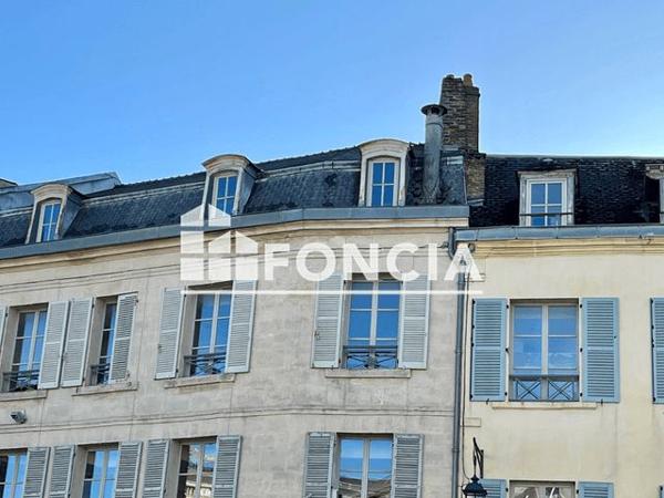 À vendre Local commercial 182.4 m² - Laon 02000