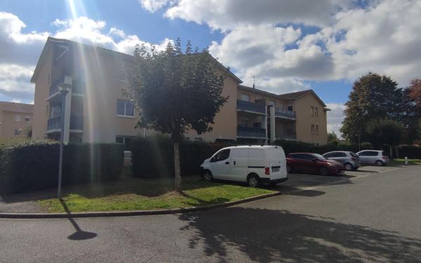 Appartement à louer    3 pièces • 61,81 m2 Vic-en-Bigorre