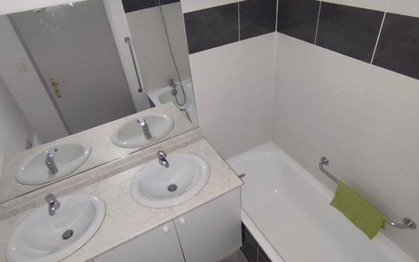 Appartement à louer    3 pièces • 61,81 m2 Vic-en-Bigorre