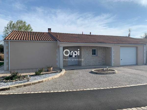 Maison à vendre    5 pièces •  Tonnay-Charente