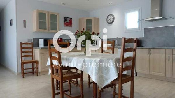 Maison à vendre    5 pièces •  Tonnay-Charente