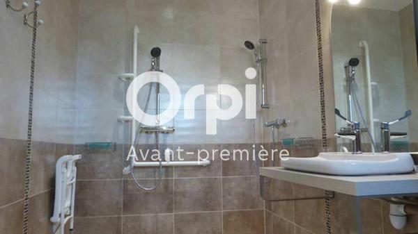 Maison à vendre    5 pièces •  Tonnay-Charente