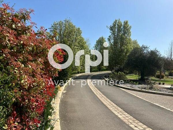 Maison à vendre    5 pièces •  Tonnay-Charente