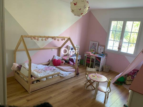 Maison à vendre    5 pièces •  Tonnay-Charente