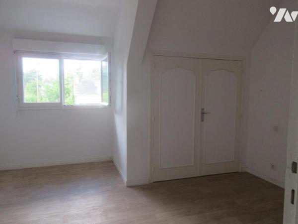 MAISON 143m² - 5 CHAMBRES - DEPENDANCE