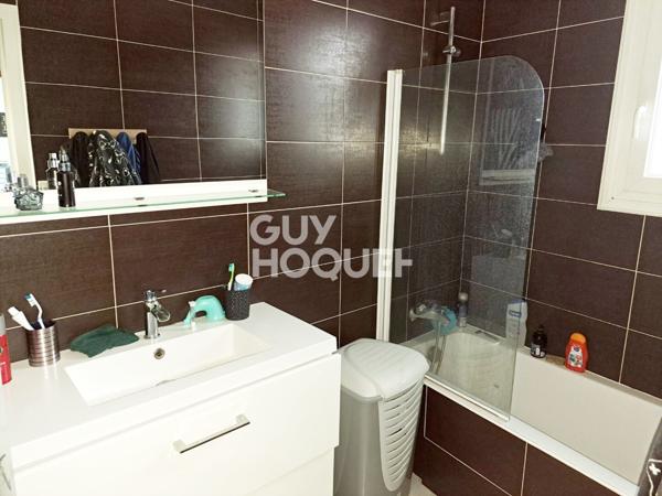 MAISON À VENDRE DE 5 PIÈCES DE 190,00 M²