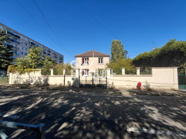 Maison à louer de 4 pièces de 126.13 m²