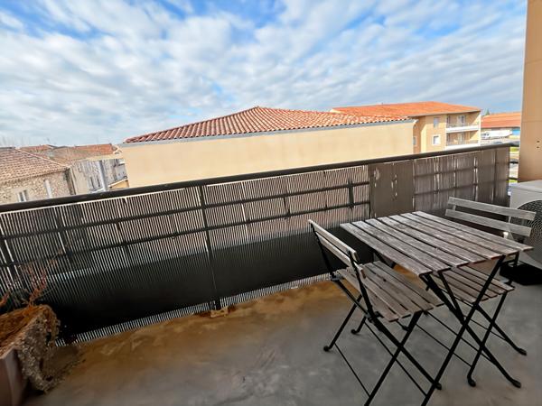 Appartement T2 balcon et parking