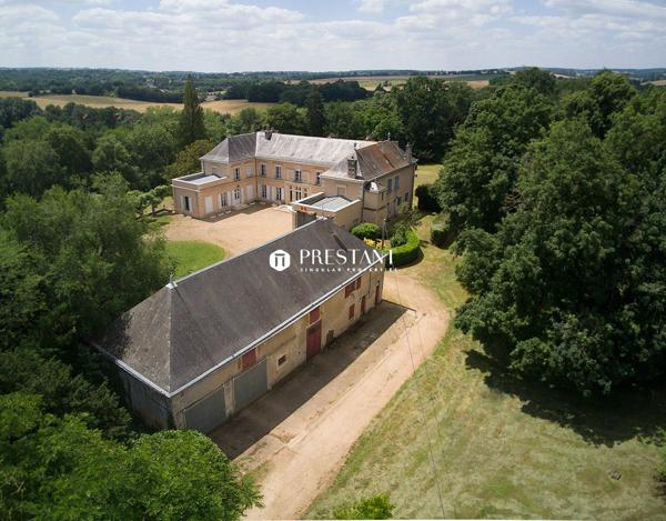 Grande propriété avec Château, gite et dépendances – Secteur Poitiers, POITIERS