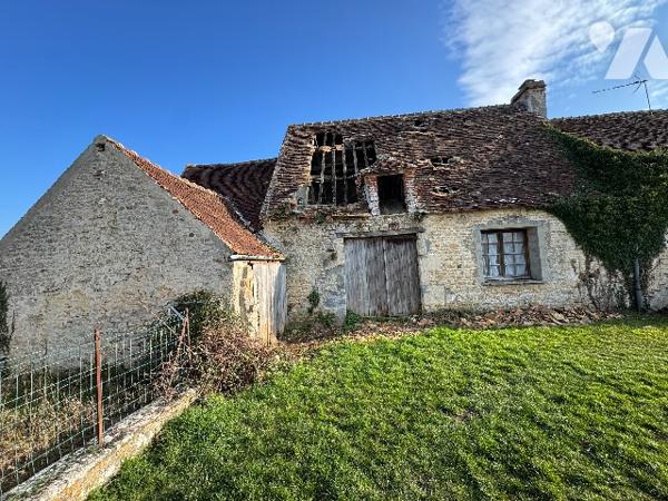 A MORTREE, une maison à usage d'habitation à rénover (41m²)