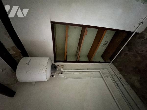 A MORTREE, une maison à usage d'habitation à rénover (41m²)