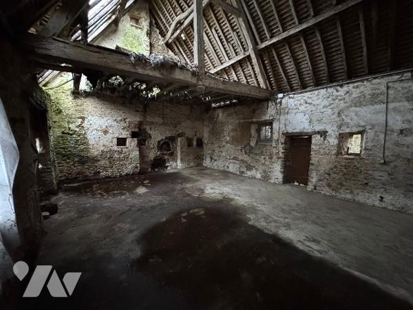 A MORTREE, une maison à usage d'habitation à rénover (41m²)