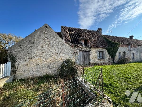 A MORTREE, une maison à usage d'habitation à rénover (41m²)