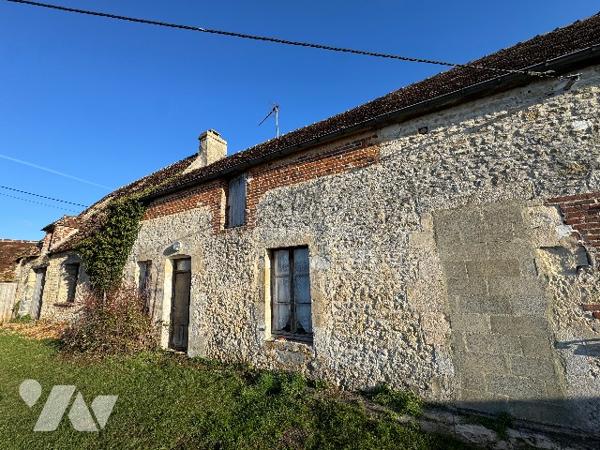 A MORTREE, une maison à usage d'habitation à rénover (41m²)
