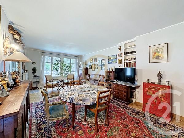 Appartement F4 à vendre  4 pièces - 95,02 m 2   VERSAILLES  - 78