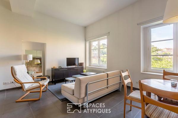 Appartement rénové avec vue à l’identité singulière