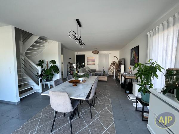 Maison à louer Clisson : 4 pièces, 108m² avec 3 chambre(s) à 975€ - AJP Immobilier Clisson