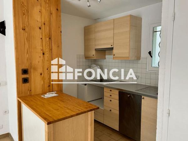 Location Appartement 3 pièces 64.6 m² - 1043 BOULEVARD DES GRAVIERS Bandol 83150