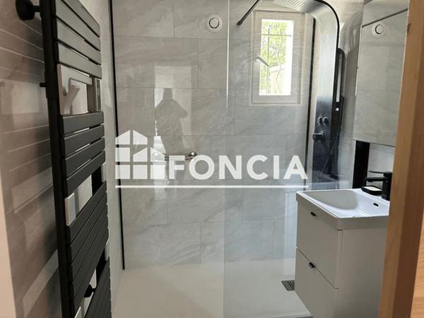 Location Appartement 3 pièces 64.6 m² - 1043 BOULEVARD DES GRAVIERS Bandol 83150