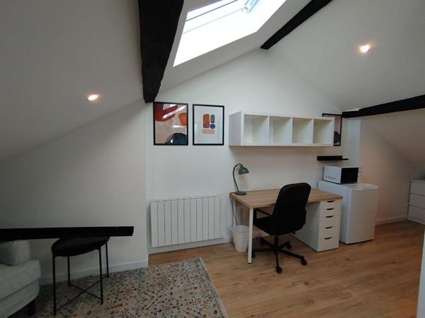A LOUER : T1 à LILLE • Rue Jacquemars Giélée - VAUBAN • 700 € CC • Réf. 663-5.8