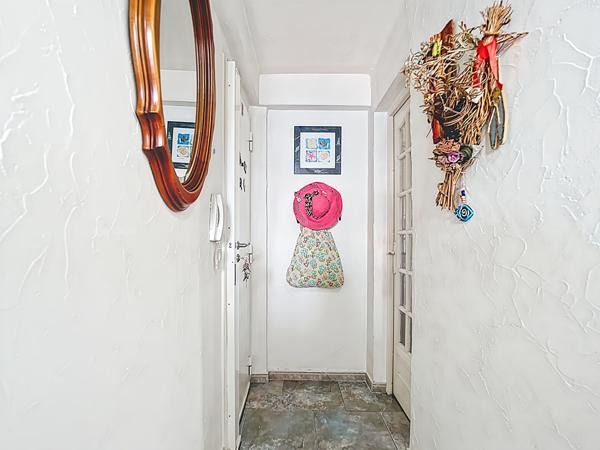 A vendre superbe Appartement 2 pièces de 54 m2  à Marseille - Secteur Bon Secours