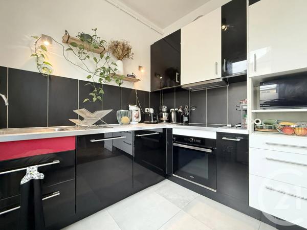 Appartement F5 à vendre  5 pièces - 109,06 m 2   ST GERMAIN EN LAYE  - 78