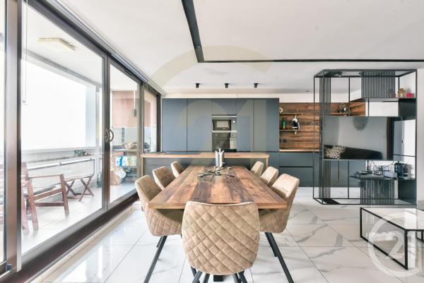 Appartement F4 à vendre  4 pièces - 83,02 m2 LYON - 69009