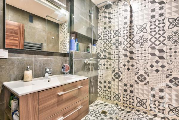 Appartement F4 à vendre  4 pièces - 83,02 m2 LYON - 69009