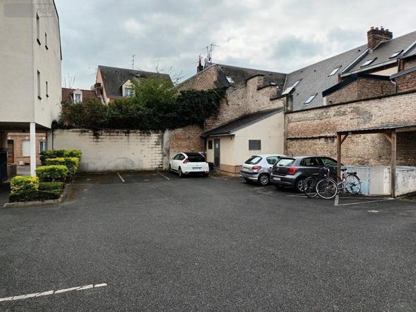 Garage - Parking à vendre à Amiens dans la Somme (80000), ref : 80011-4925