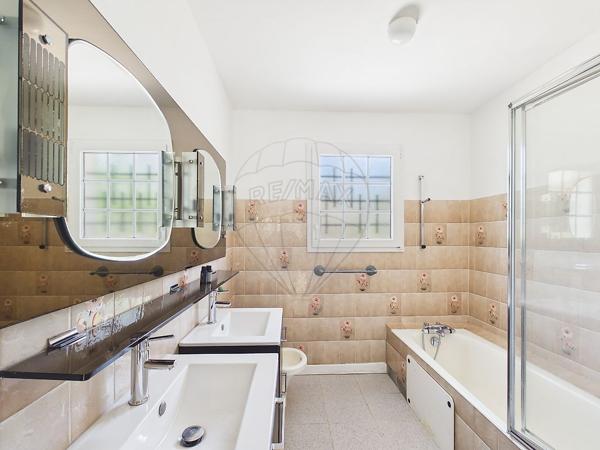 Maison 5 chambre(s) à vendre - la Palmyre, Charente-Maritime - 17