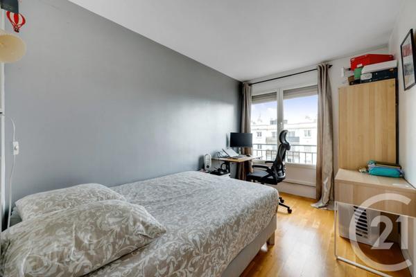 Appartement F3 à vendre  3 pièces - 57,96 m 2   MONTROUGE  - 92