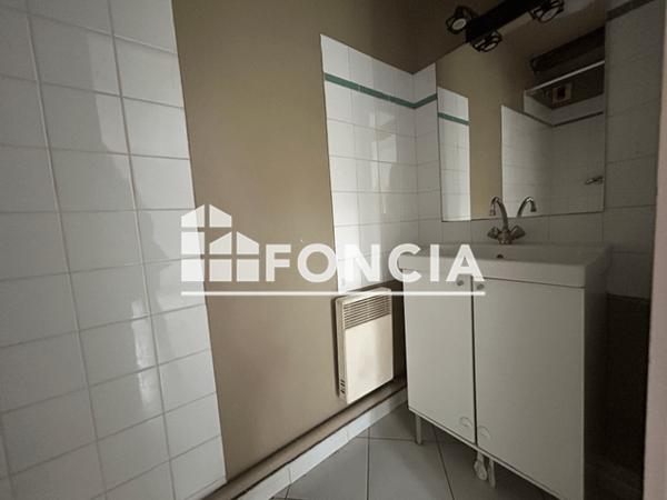 Location Appartement 2 pièces 38.2 m² - Toulon 83000