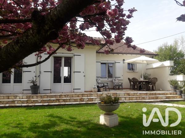 Maison à vendre 7 pièces 147 m² Bailleau-Armenonville