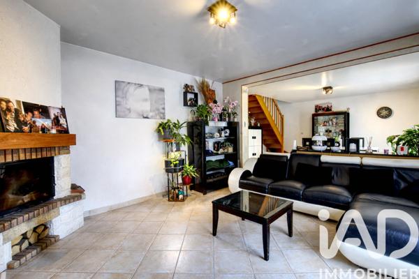Maison à vendre 6 pièces 116 m² Combs-la-Ville