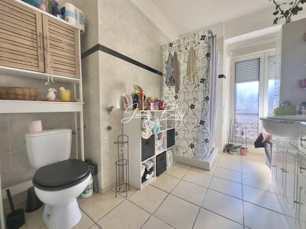Maison à vendre 5 pièces de 208 m²