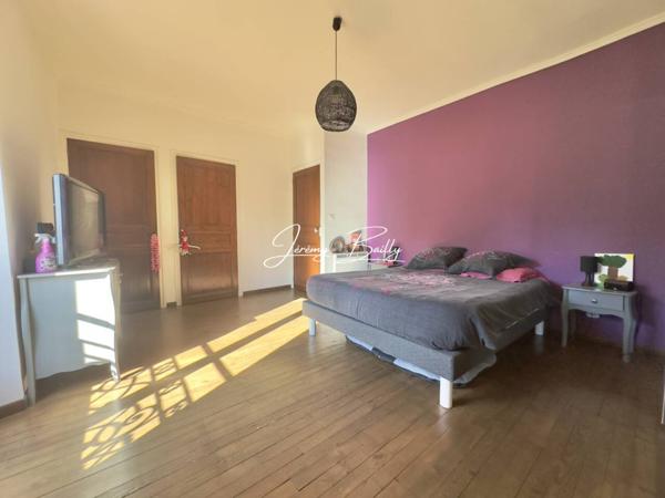 Maison à vendre 5 pièces de 208 m²