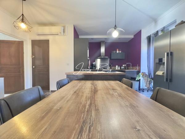 Maison à vendre 5 pièces de 208 m²