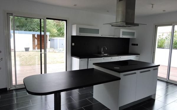 Maison à louer    4 pièces •  Bourguébus