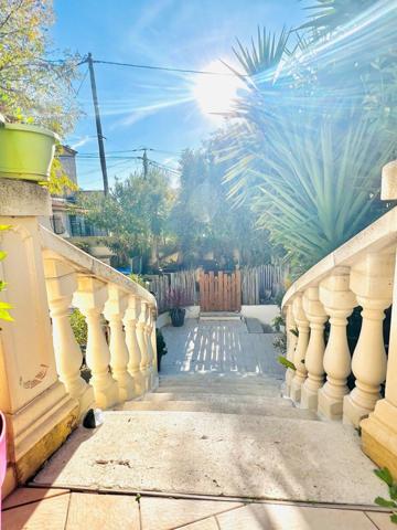 Maison T4 de 142 m2, jardin, piscine, garage