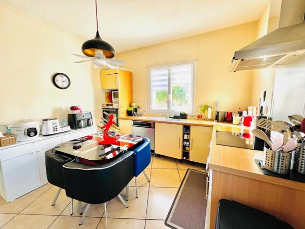 Maison T4 de 142 m2, jardin, piscine, garage