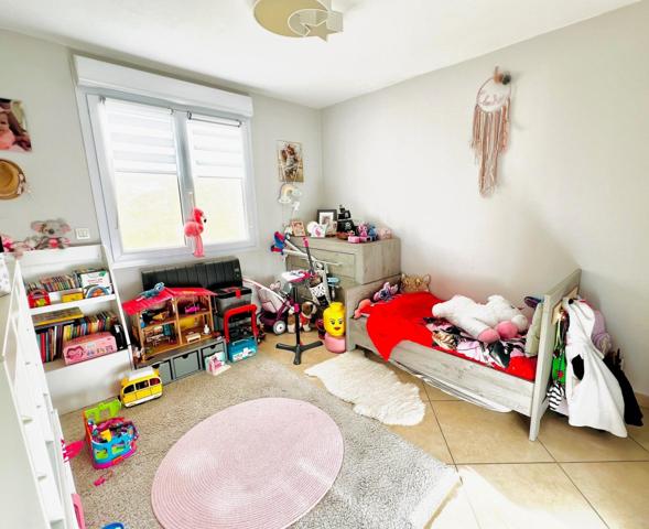 Maison T4 de 142 m2, jardin, piscine, garage