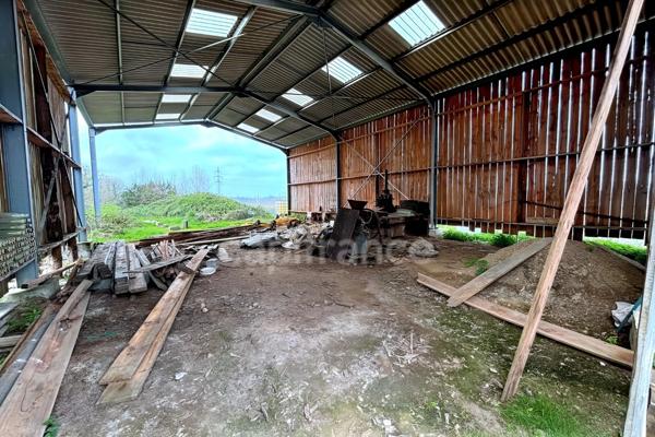 A saisir - 3,32 ha de terrain agricole avec hangar de 200m² - Pont - Aven
