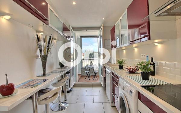 Appartement à vendre    3 pièces • 63,42 m2 Marseille 10
