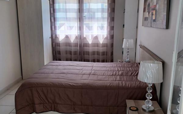 Appartement à vendre    3 pièces • 63,42 m2 Marseille 10