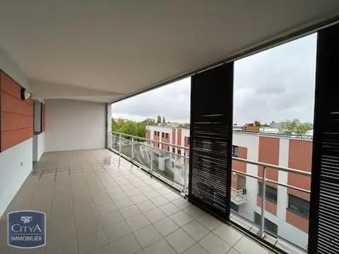 Appartement à louer 4 pièces 102.34m²